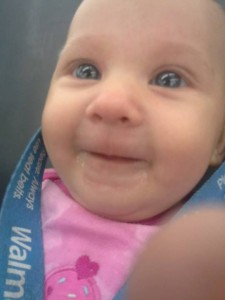 Breastfeeding Games: How to Keep Your Baby Focused  www.BreastfeedingPlace.com #breastfeeding #toddlers